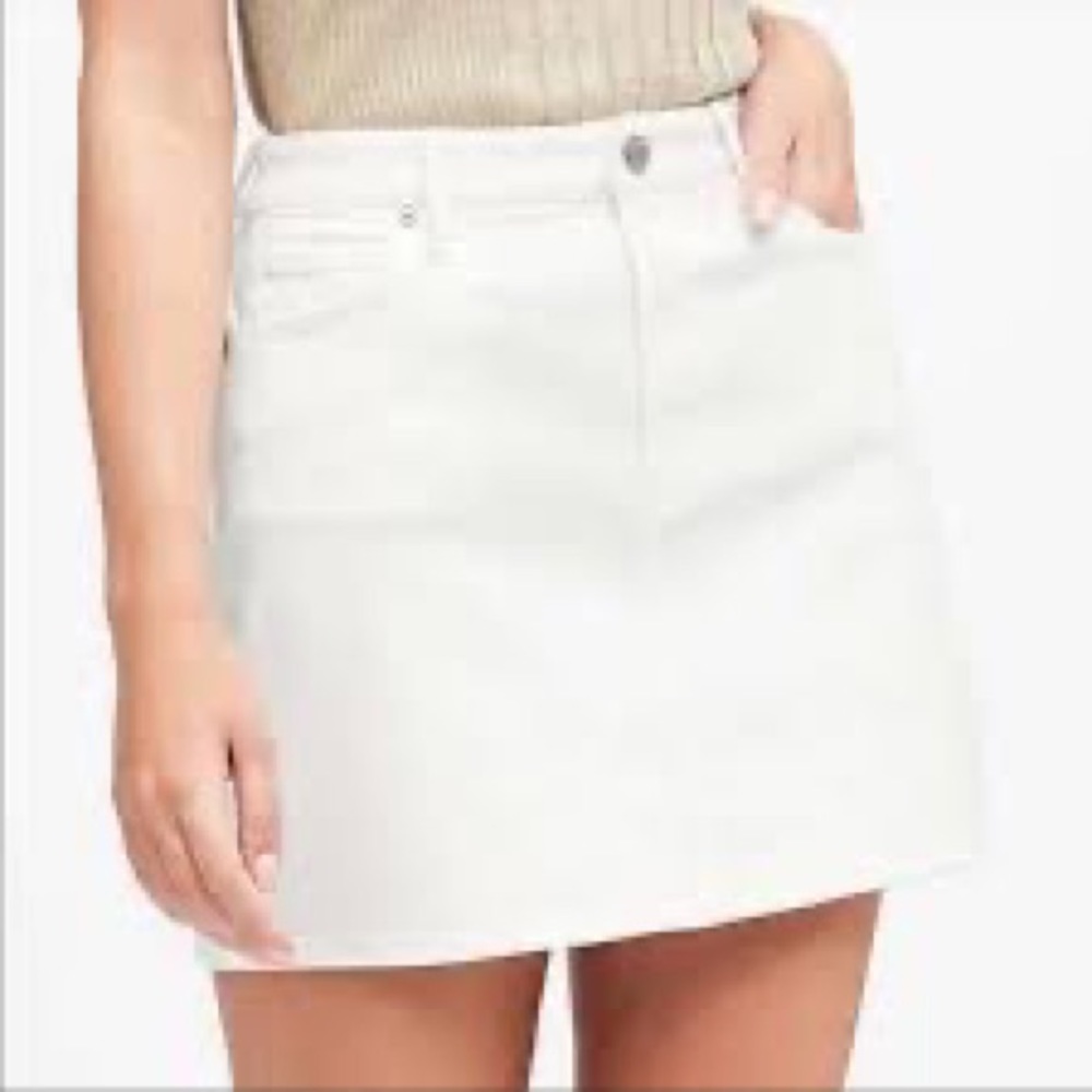 Banana Republic White Jean Skirt size 10